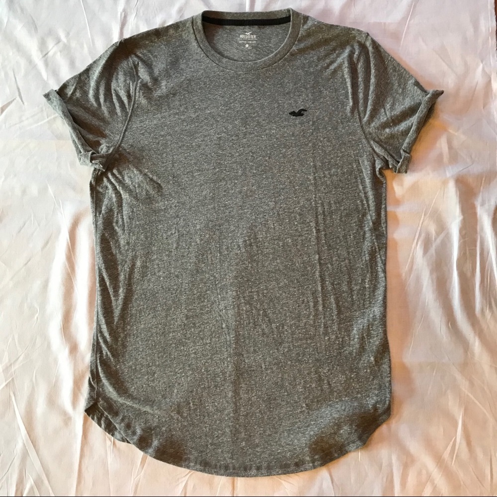 🔑 Hollister Muscle Tshirt w/rolled sleeves